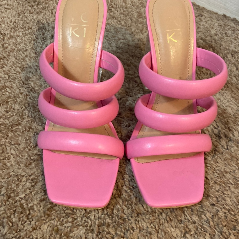 YOKI heels